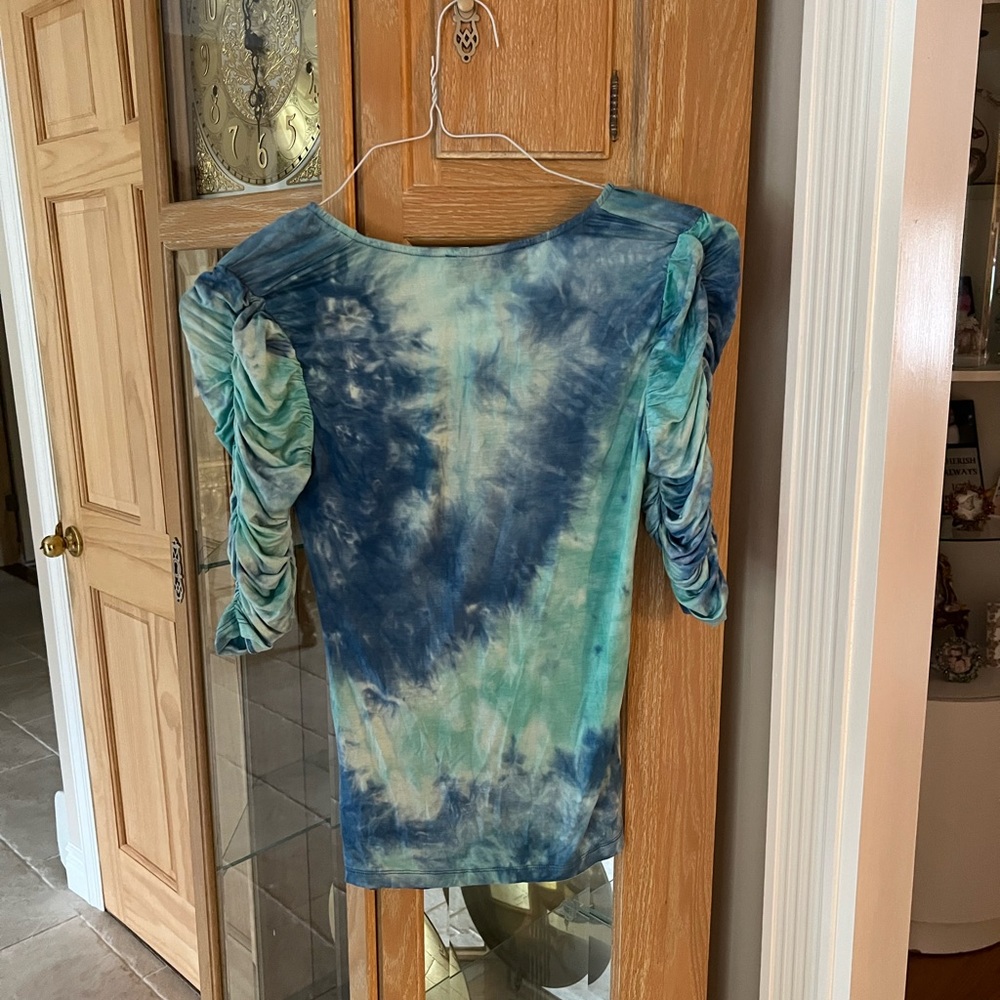 Multiple blue colored xs top brand new - Picture 2 of 3